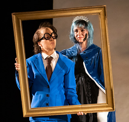 Foto: Arek Gtębocki für Theater Koblenz, Hörbeispiel anclicken Reigen